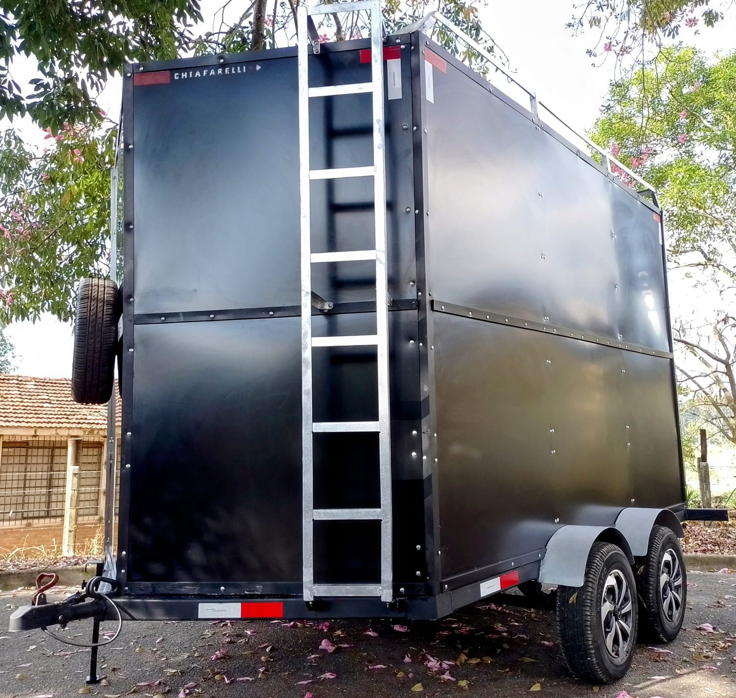 Carretinha Baú Trucada ( FRENTE BICO )